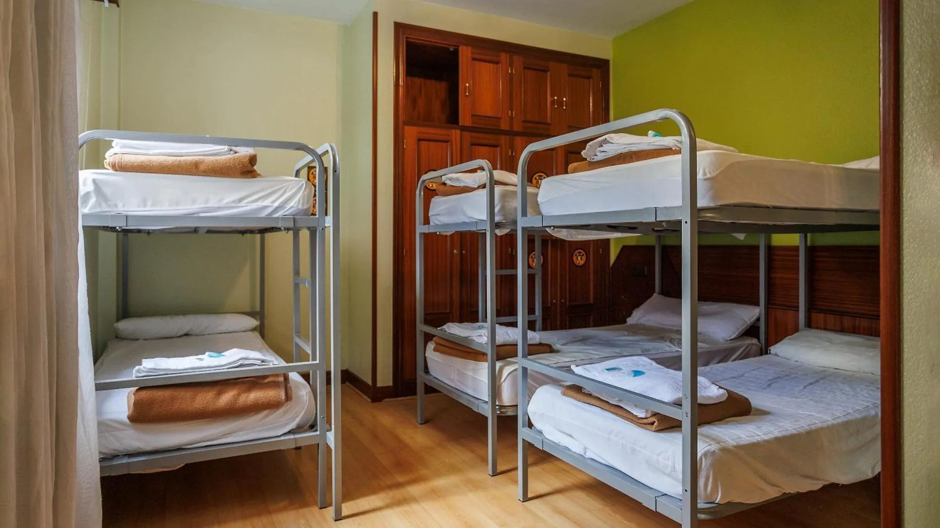 Moon Hostel Bio Bilbao España